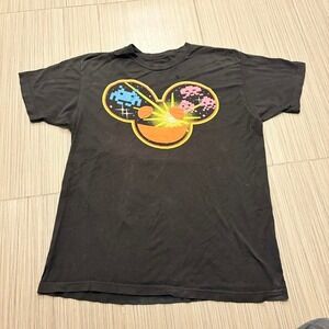 Black Deadmau5 T shirt with Mouse Logo/Space‎ invaders in the center.